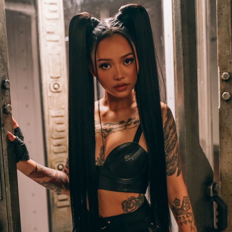 Тиктокерша Белла порч