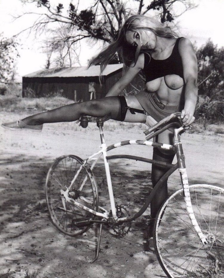 Девушка в леггинсах трах