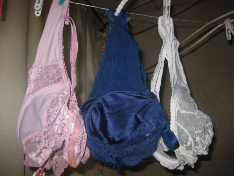 Грязное женское белье