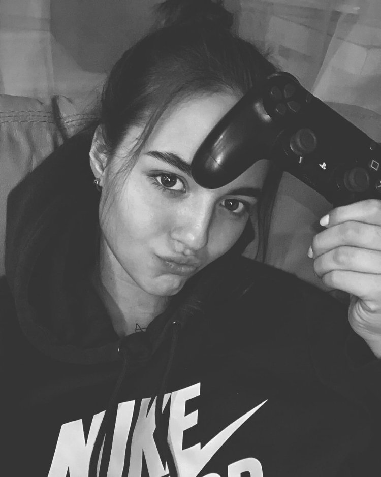 Виктория Лукина model