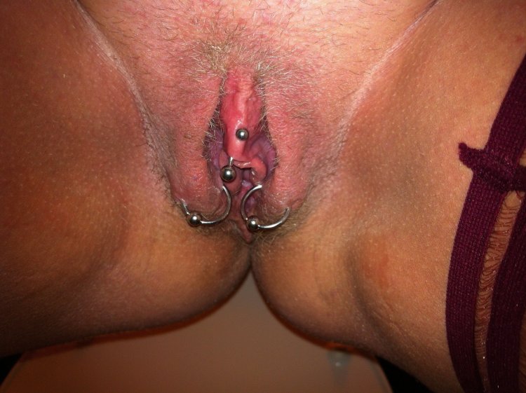 Женский интимный пирсинг
