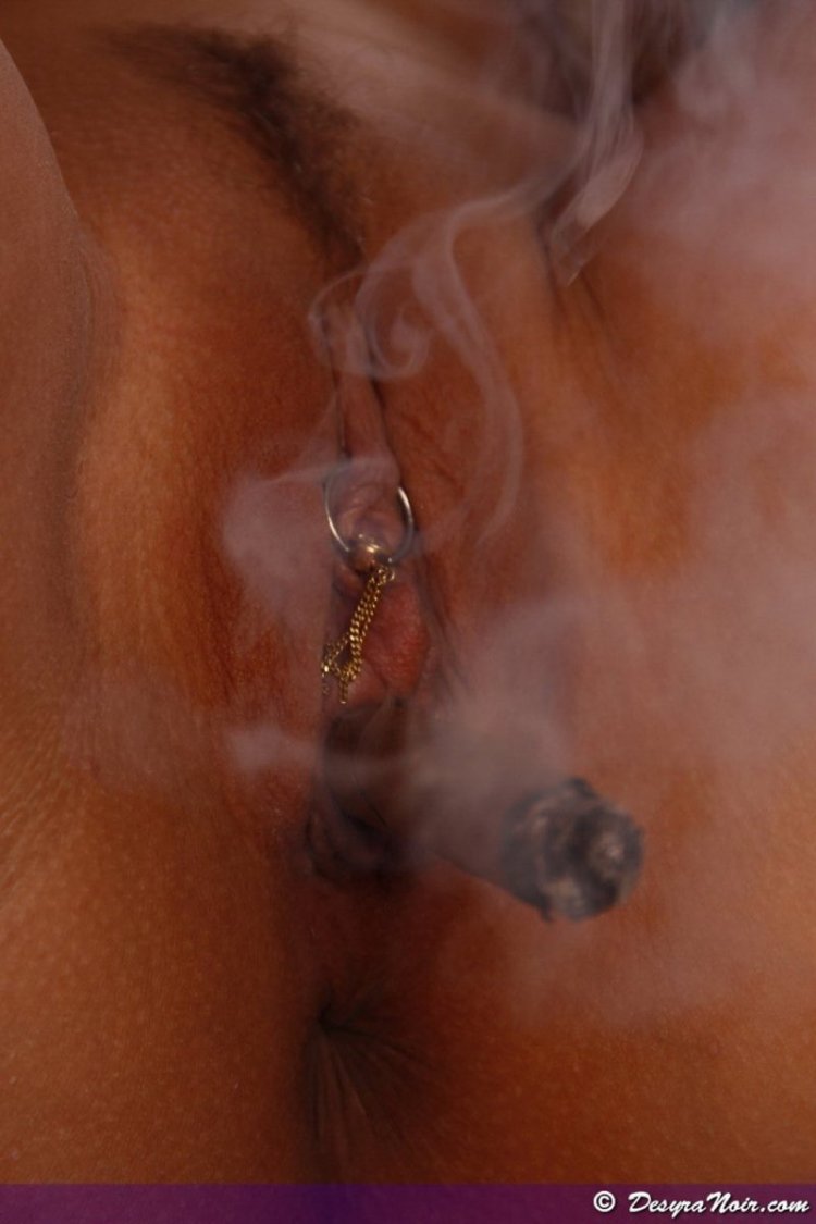 Курящие женщины порнография