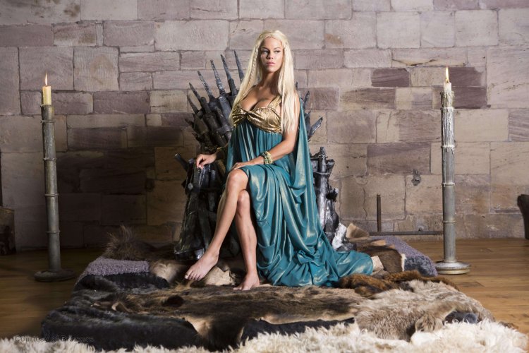 Мариса Томей в фильме четыре комнаты