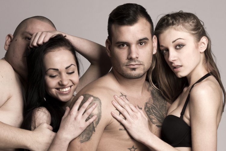 Шикарные женщины в групповухе