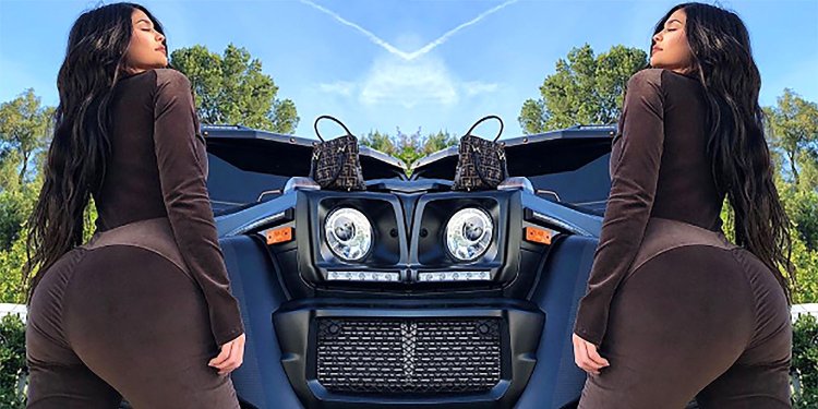 Кайли Дженнер butt