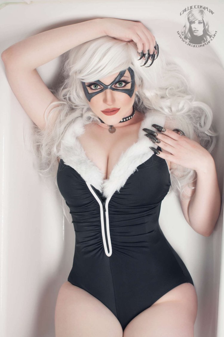 Женщина кошка горячая