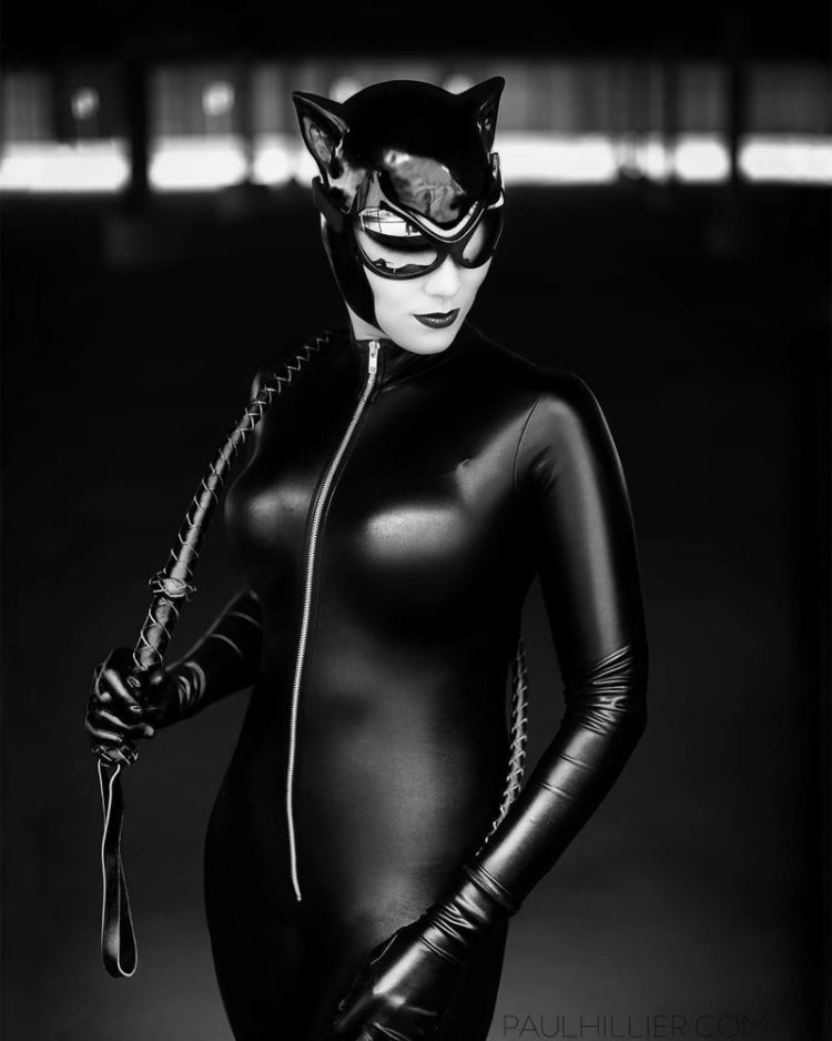 Batman Arkham City Catwoman Cosplay