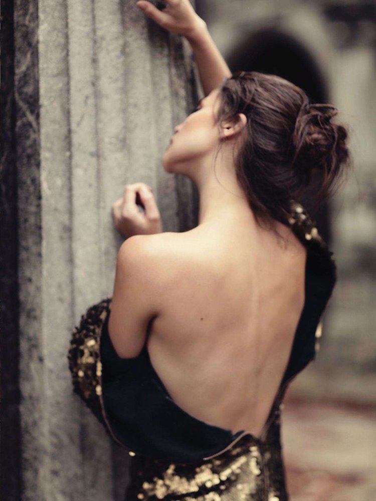 Красивые девушки вид сзади кекс