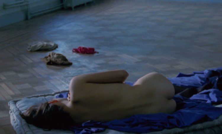 Моника беллуччи 007 спектр голая