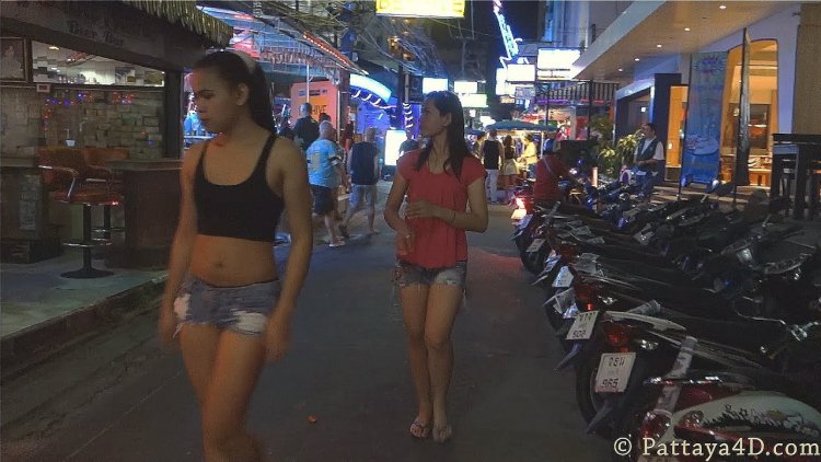 Ледибой Паттайя Волкин стрит