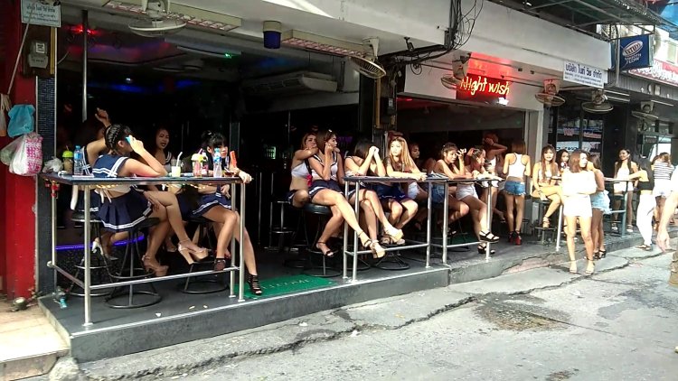 Паттайя улица красных фонарей