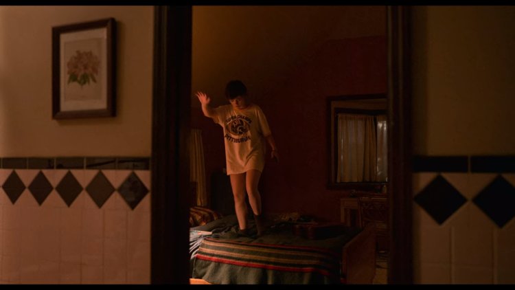 София Лиллис в купальнике