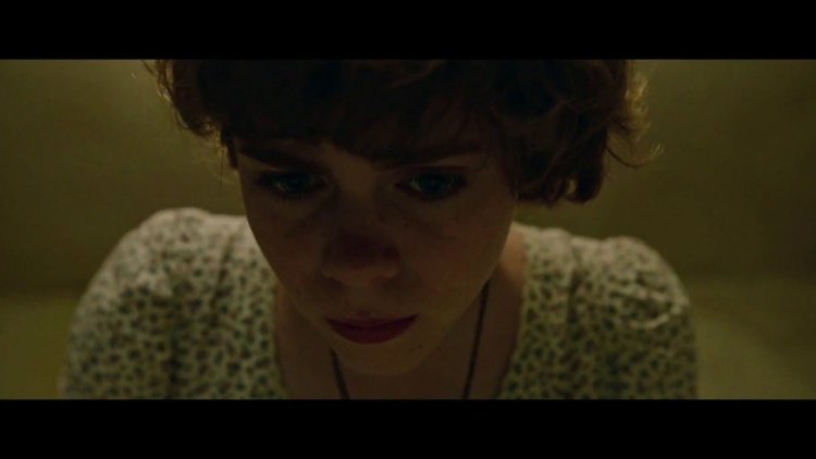 София Ричи на пляже