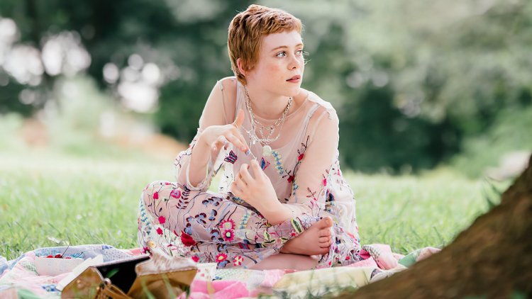 София Лиллис кудрявая