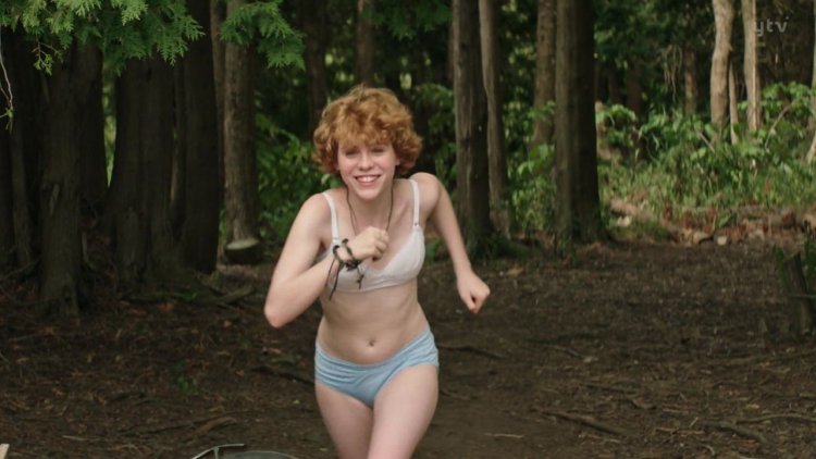 София Лиллис оно 2017 в купальнике