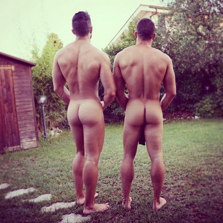 Гей-порно,аппетитные попки.