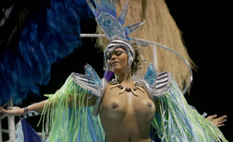 Голые бразильянки Brazilian Carnival 2020