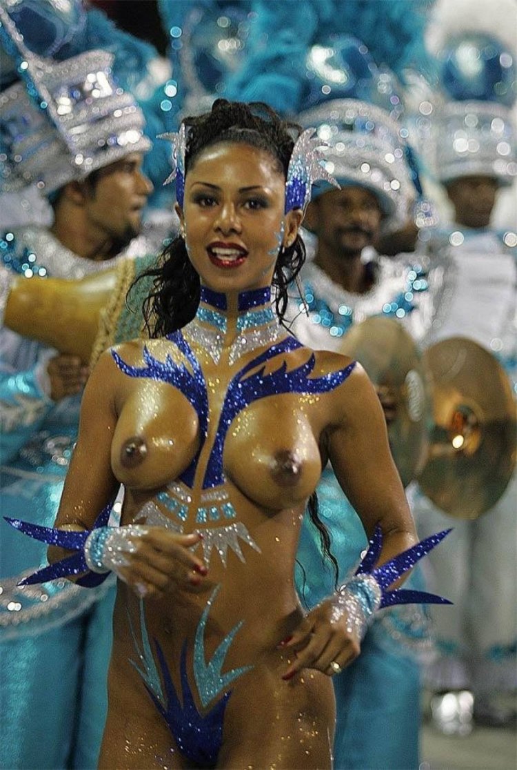 Голые бразильянки Brazilian Carnival 2020