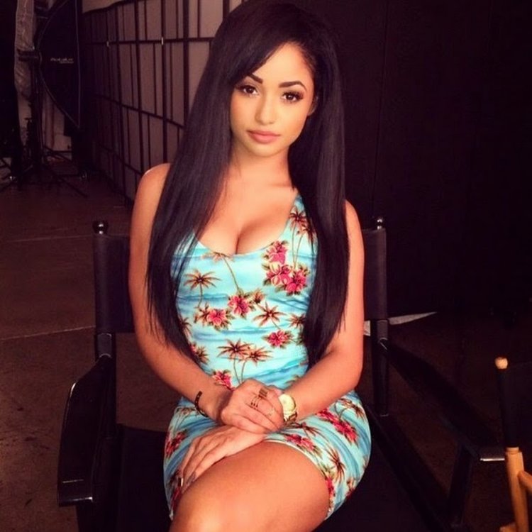 Сочные кавказские девушки