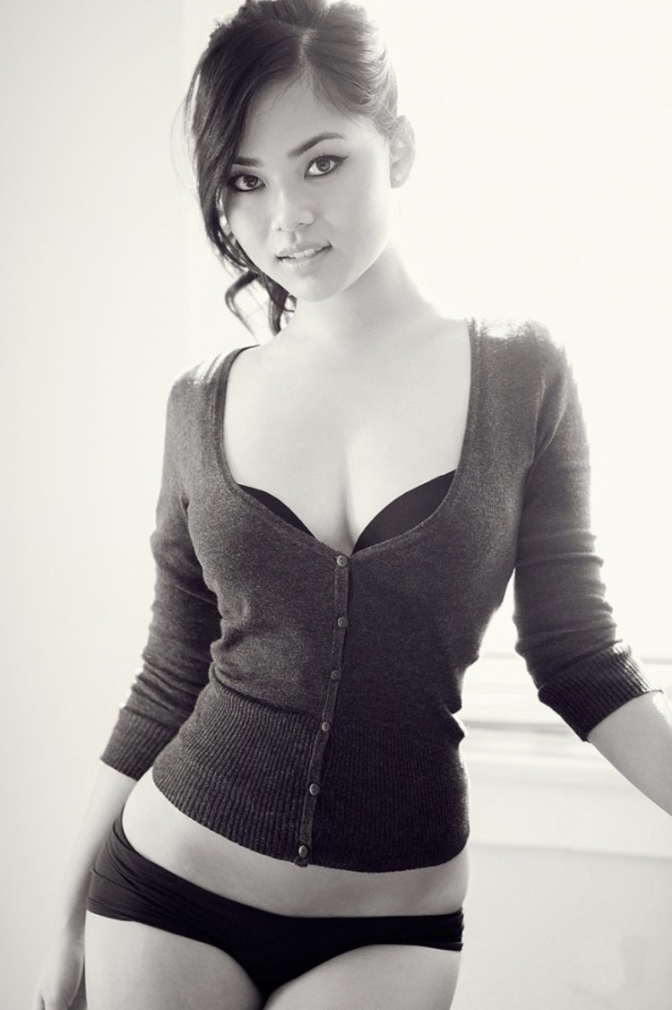 Таджичка Альфия