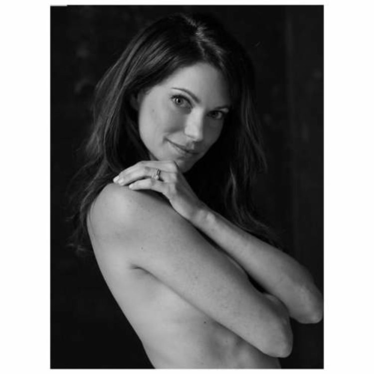 Кортни Хенгелер бикини