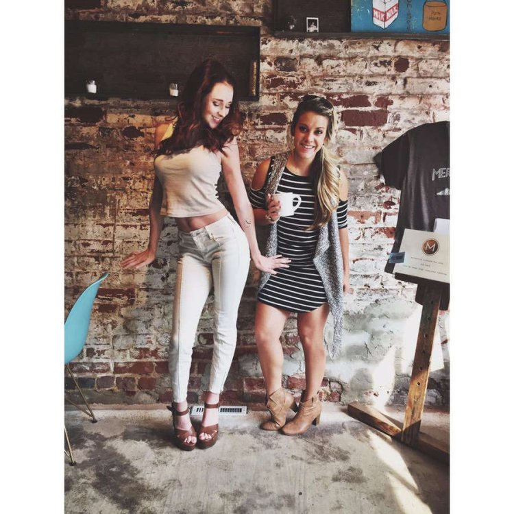 Кортни Хенгелер Courtney Henggeler