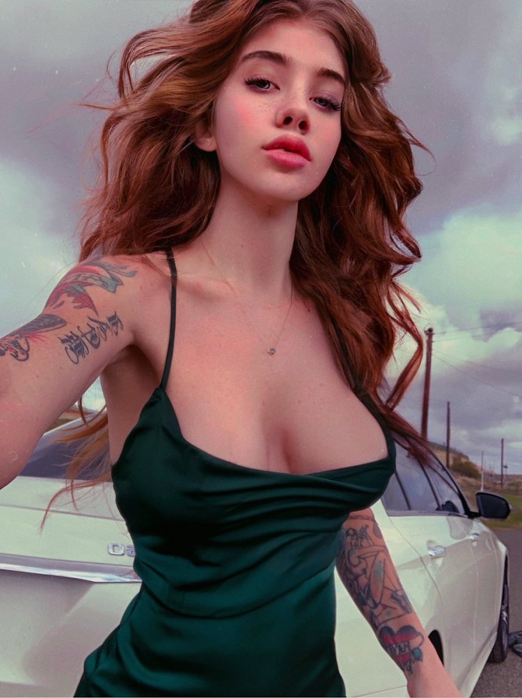 Diana DEETS эротическое фото