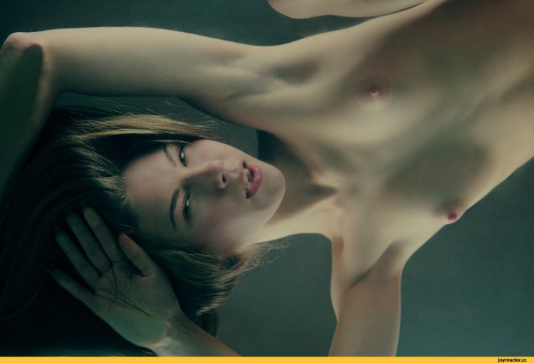 Сексуальные девки без Сисек