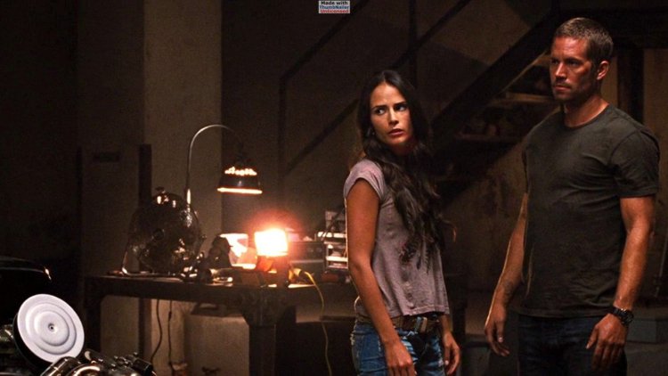 Jordana Brewster hot