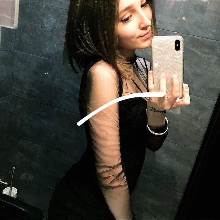 Аринян грудь