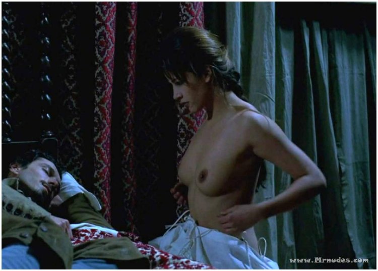 Софи Марсо в молодости ню