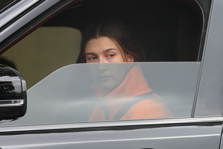 Хейли Пуллос