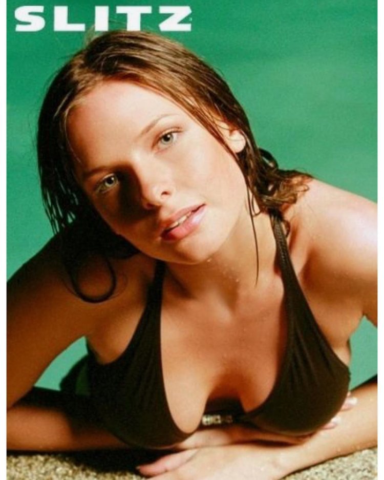 Ребекка Фергюсон в Нижнем белье в миссии