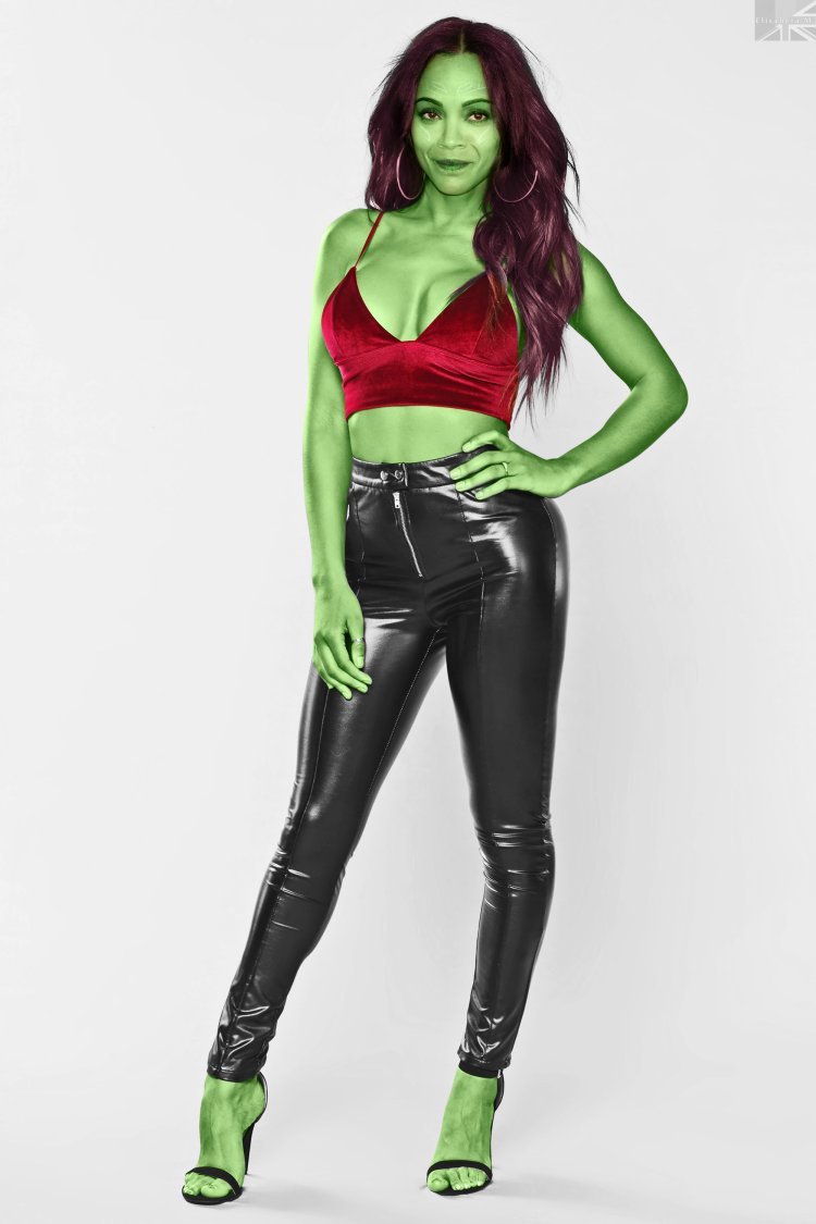 Зои Салдана в Нижнем белье