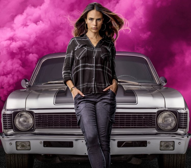 Джордана Брюстер Максим