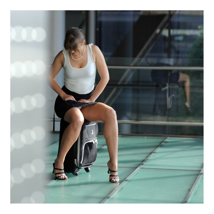 Чемодан в аэропорту