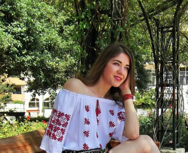 Фрида Пинто ножки