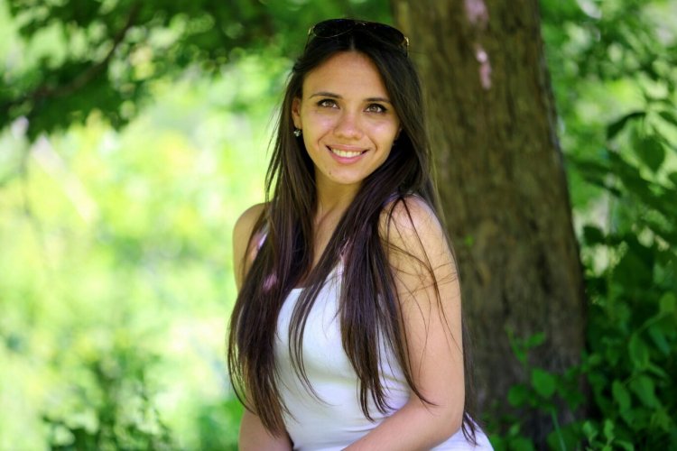 Грудастые азиатки и авто