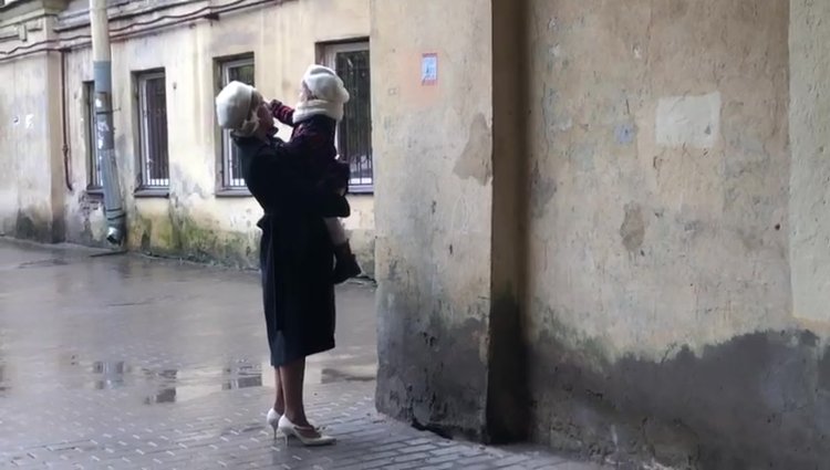 Марина Гусинская в купальнике