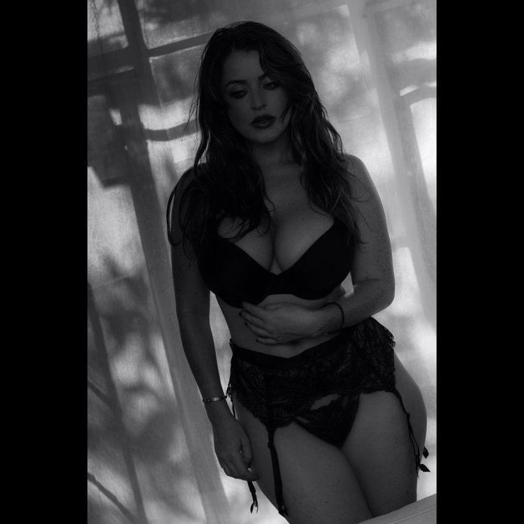 Sophie Dee дикий Запад