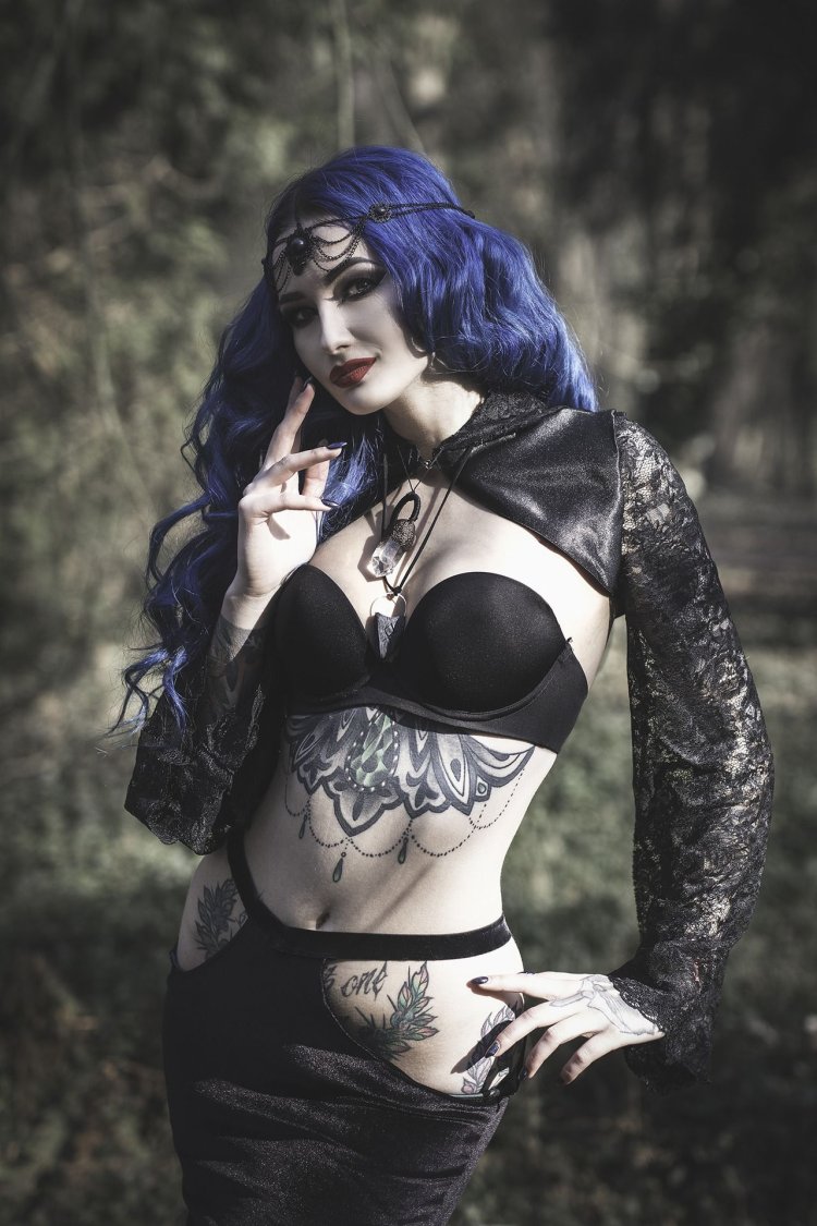 Девушки готы горячие