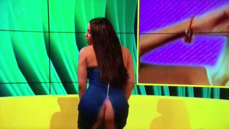 Илана Юрьева ножки