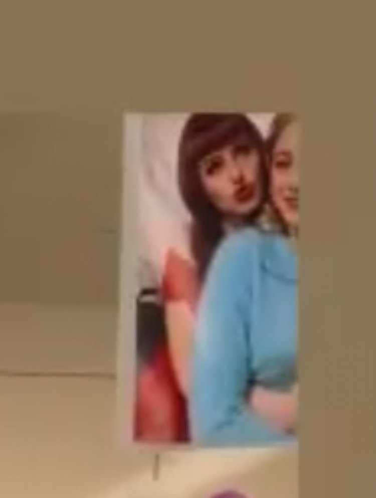 София Тейлор Али Жовпа