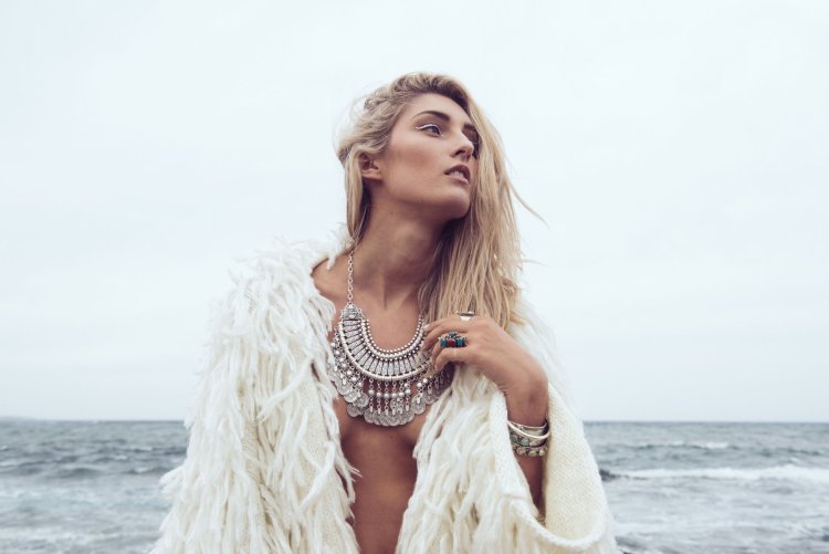 Sophie Hebert модель