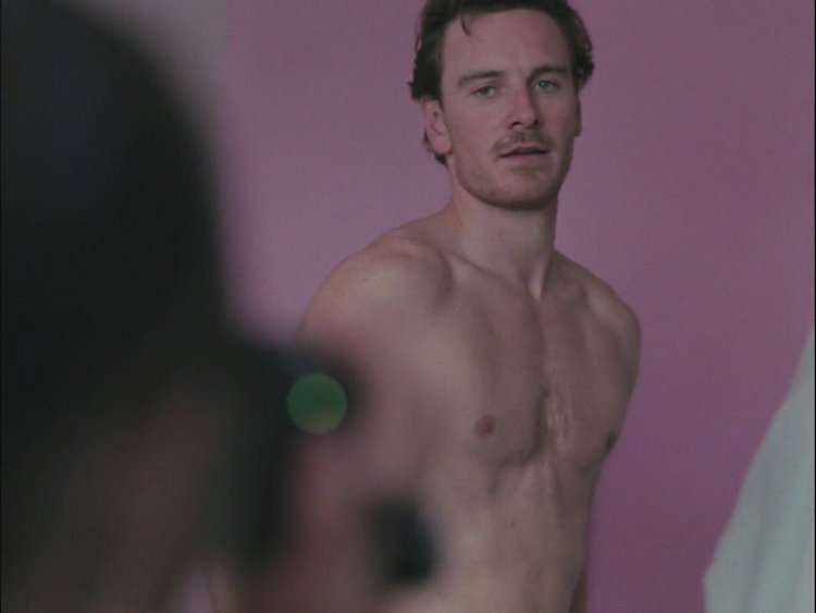 Майкл Фассбендер в молодости торс