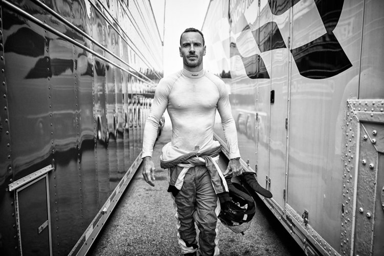 Michael Fassbender торс