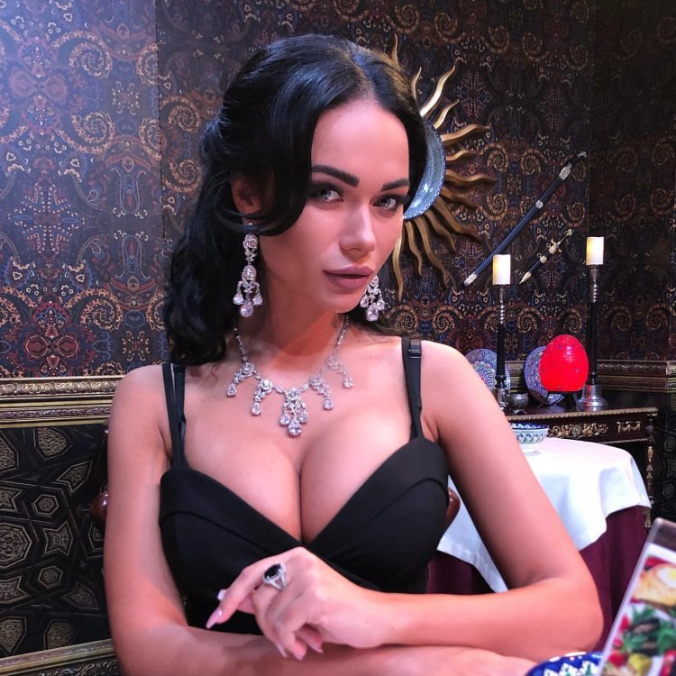 Яна Кошкина