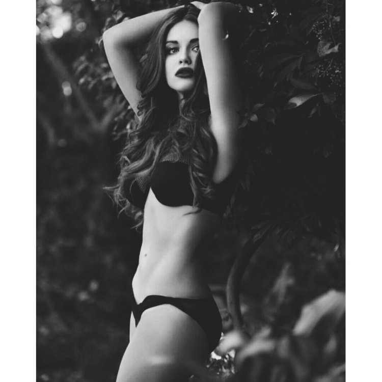 Холлэнд Роден попа