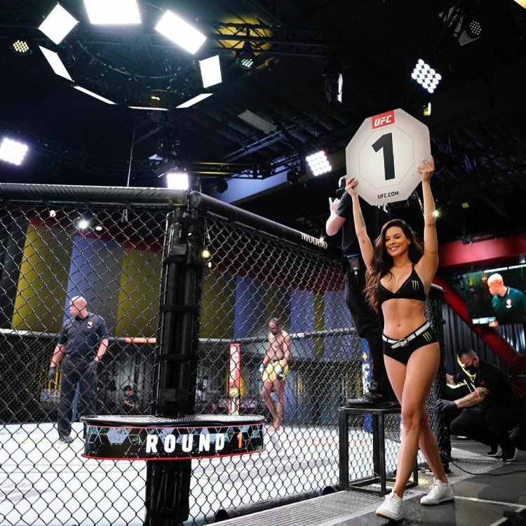 Бритни Палмер ринг герлз