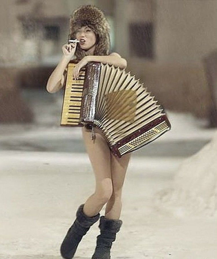 Фотосессия с баяном